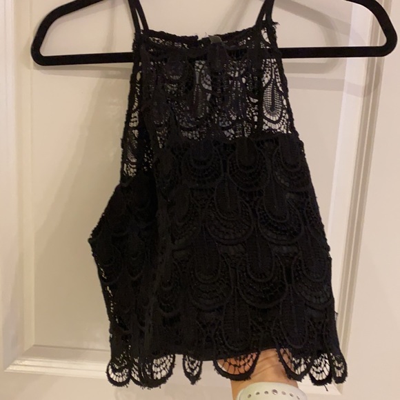 Black lace crop top - Picture 2 of 4